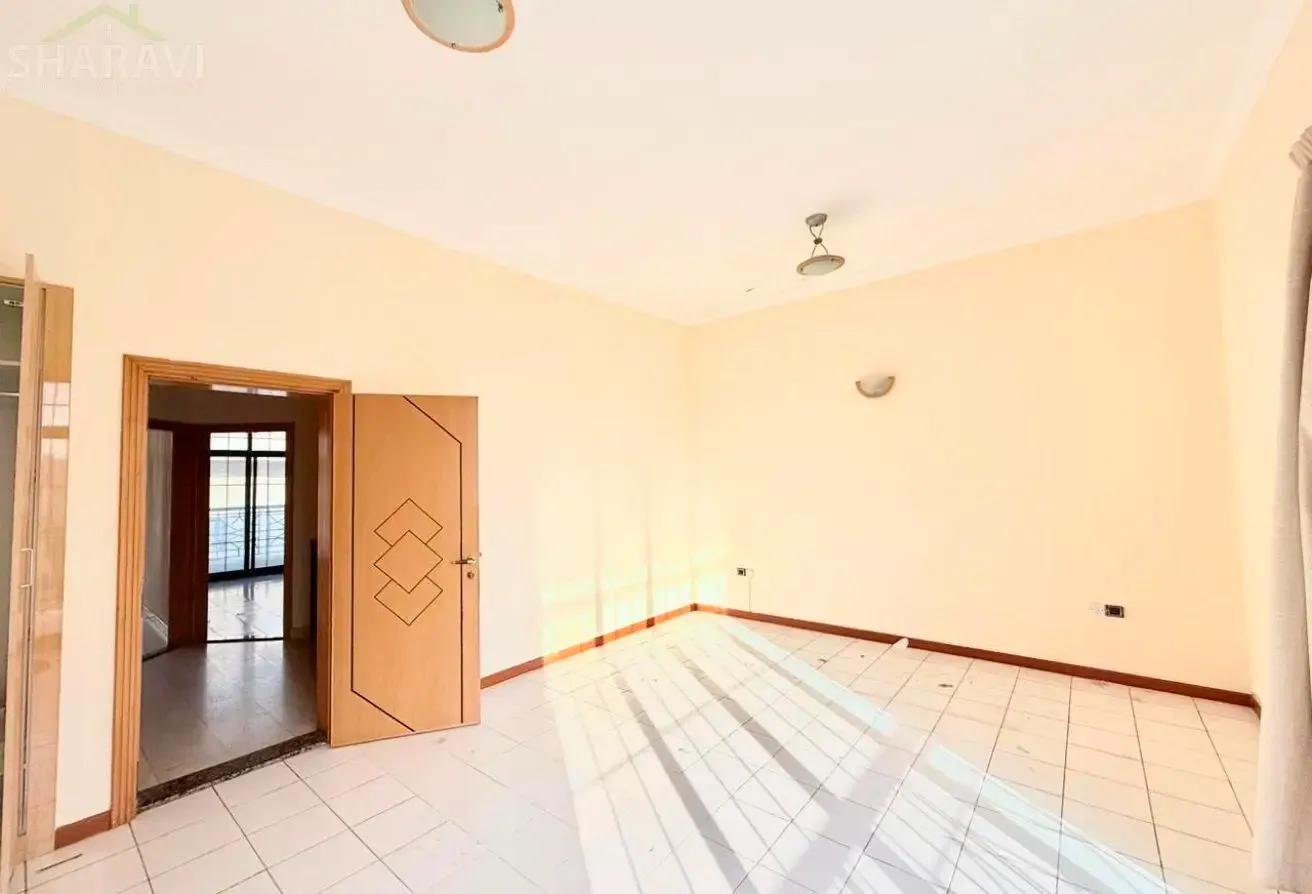 3 BR Villa in Mirdif|Private Garden|Gym|Pool