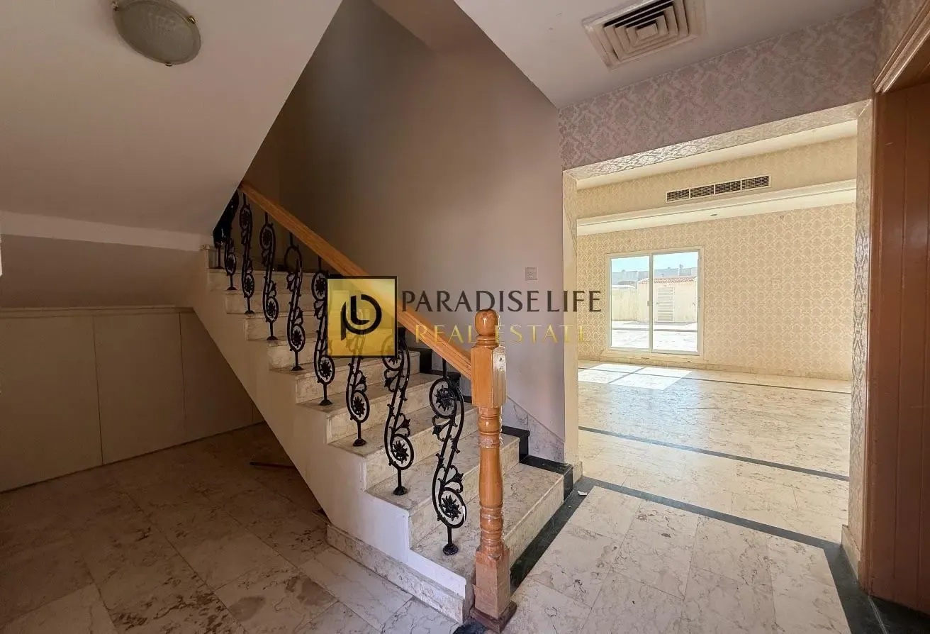 3BR PLUS MAIDS PVT ENTRANCE READY TO MOVE IN