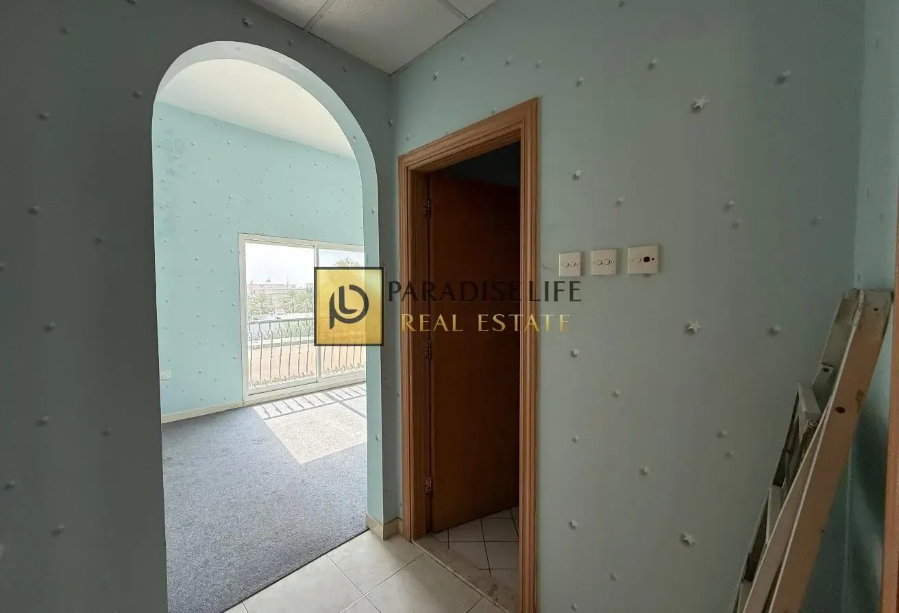 3BR PLUS MAIDS PVT ENTRANCE READY TO MOVE IN