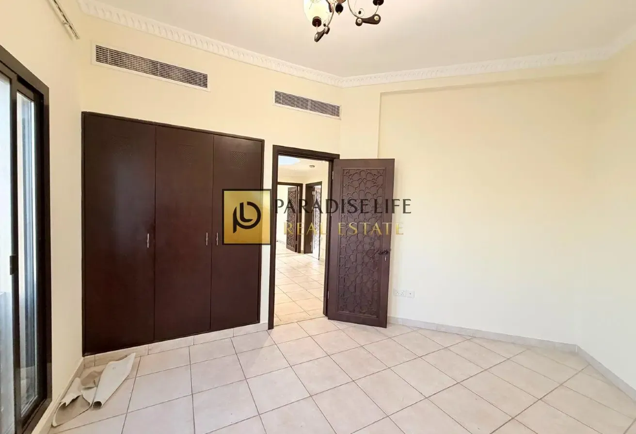 3 BEDROOMS MAID'S ROOM SHARED POOL READY TO MOVE