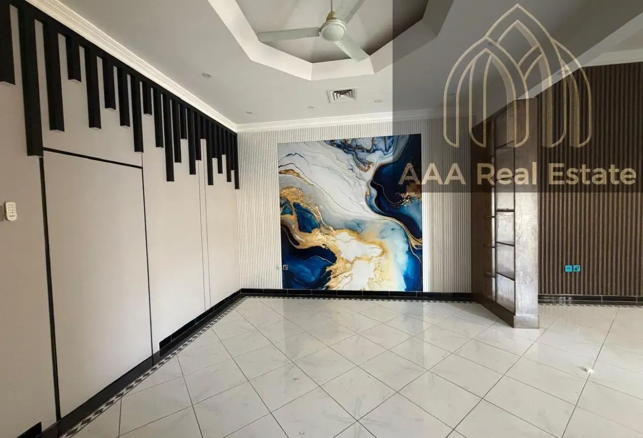 LUXURIOUS DESIGNED | SPACIOUS | MODERN STYLE