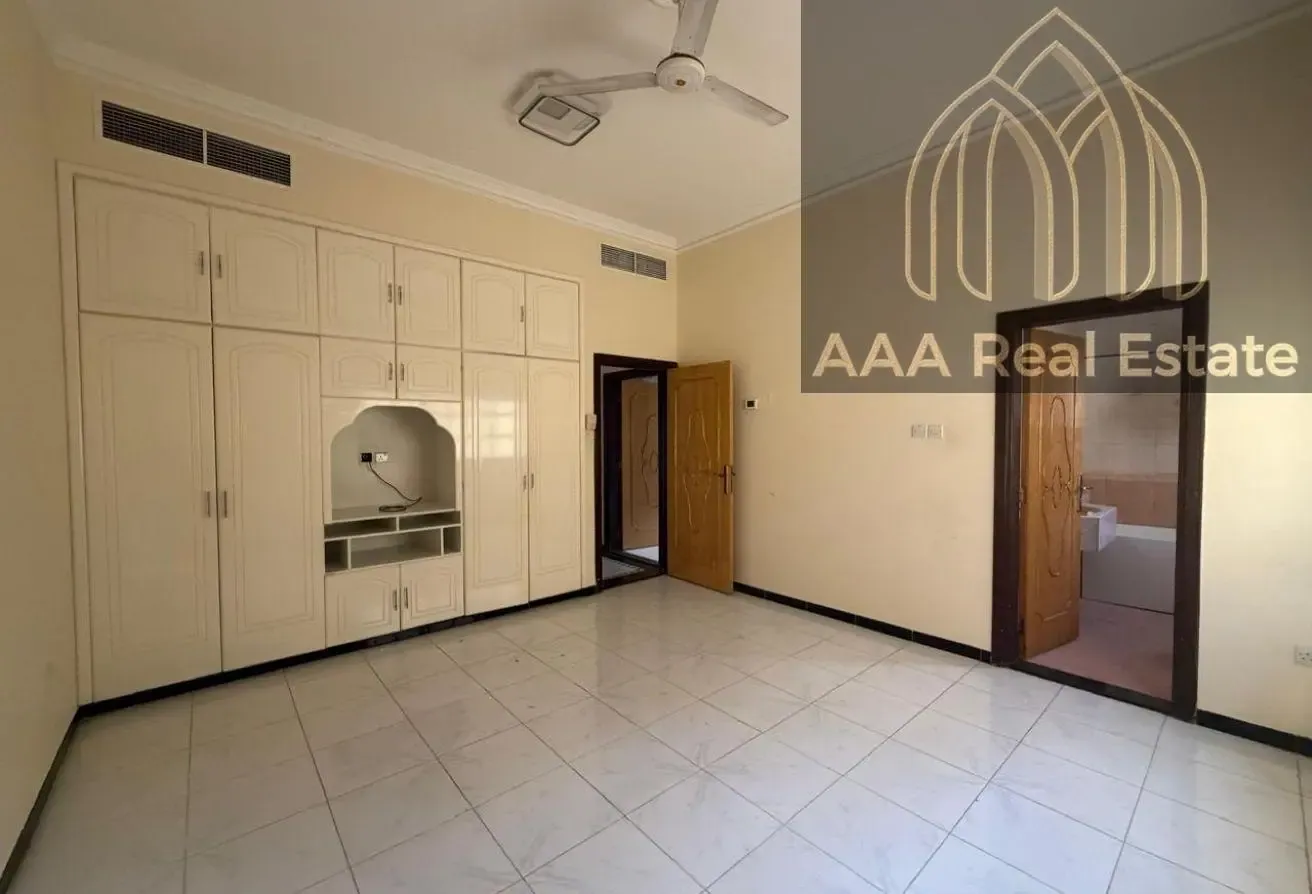 LUXURIOUS DESIGNED | SPACIOUS | MODERN STYLE
