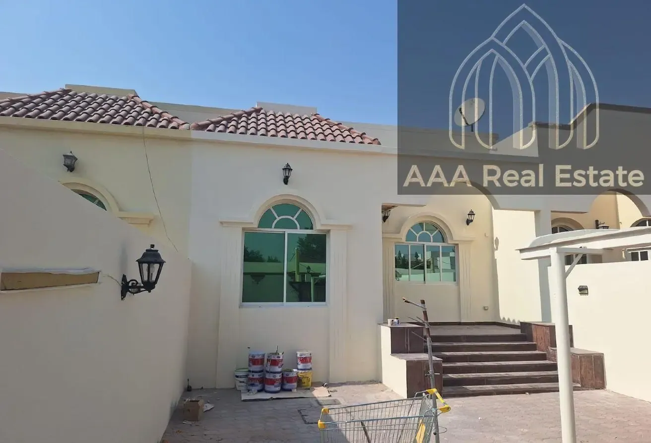 PRIME LOCATION | ATRACTIVE OFFER LUXURIOUS VILLA