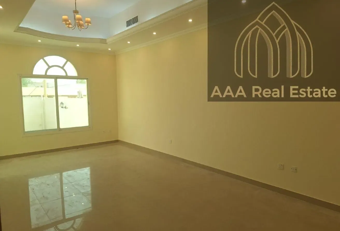 PRIME LOCATION | ATRACTIVE OFFER LUXURIOUS VILLA