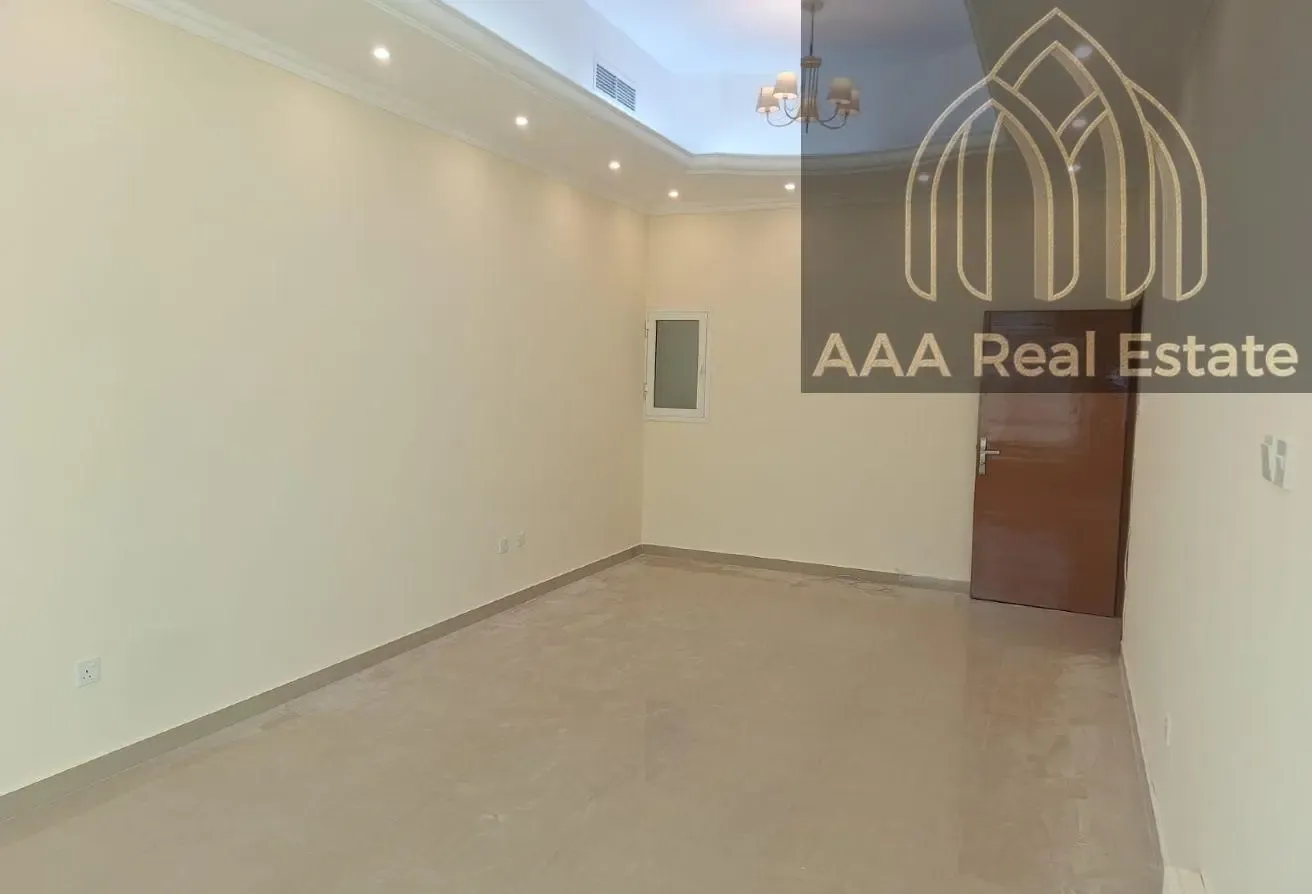 PRIME LOCATION | ATRACTIVE OFFER LUXURIOUS VILLA