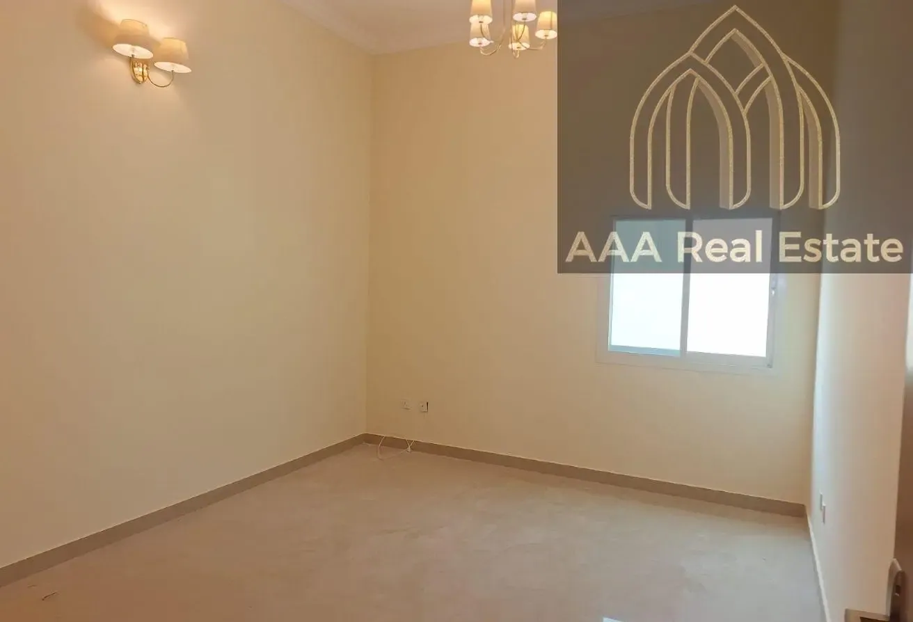 PRIME LOCATION | ATRACTIVE OFFER LUXURIOUS VILLA