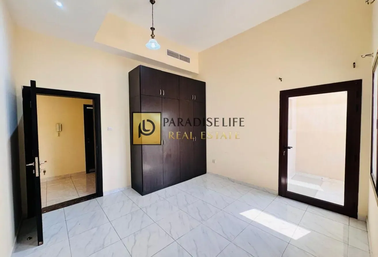 3 Bedrooms Maid Room Shered Swing Pool Rent 125k
