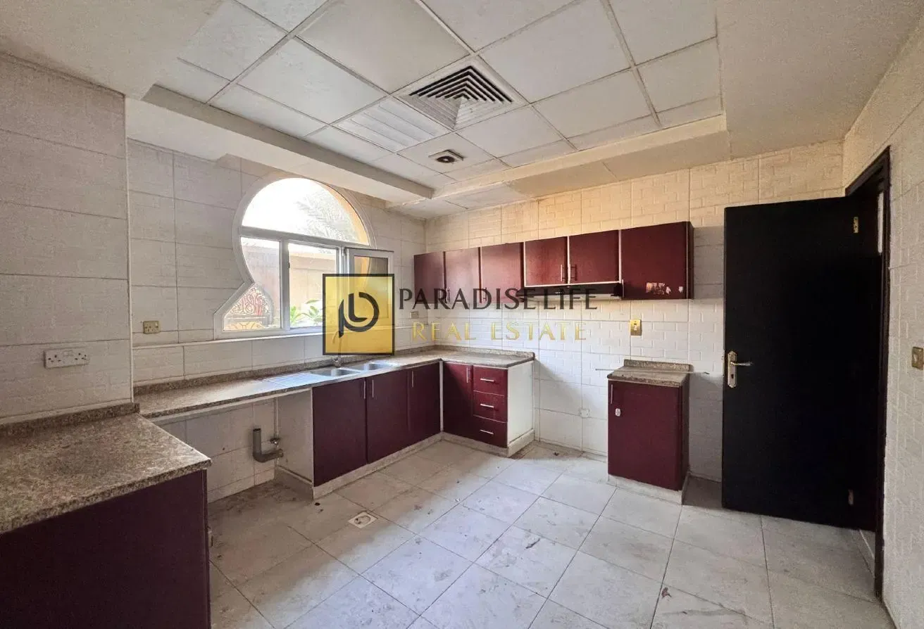 3Bedrooms All Attached Bathroom Shered Pool