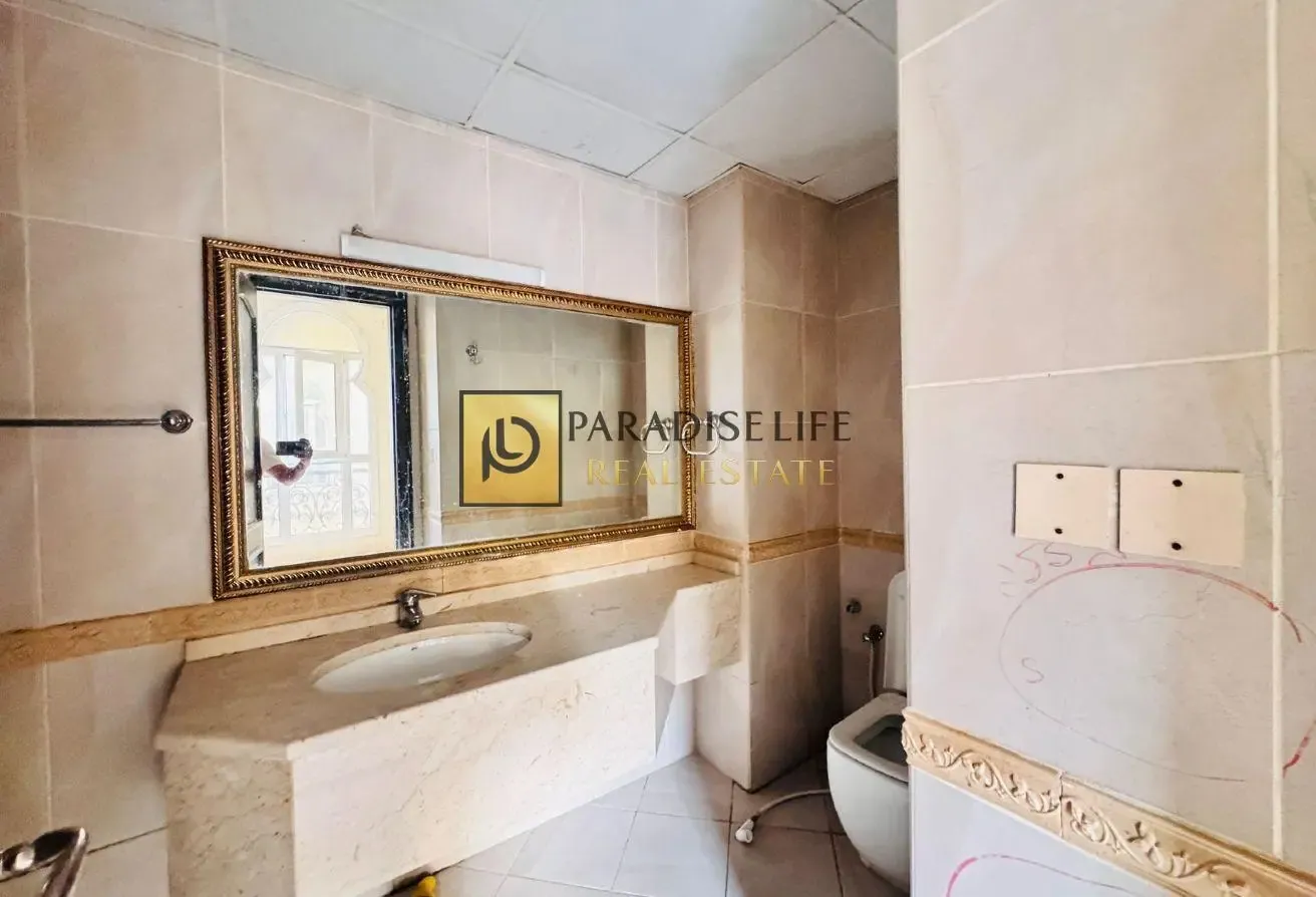 3Bedrooms All Attached Bathroom Shered Pool