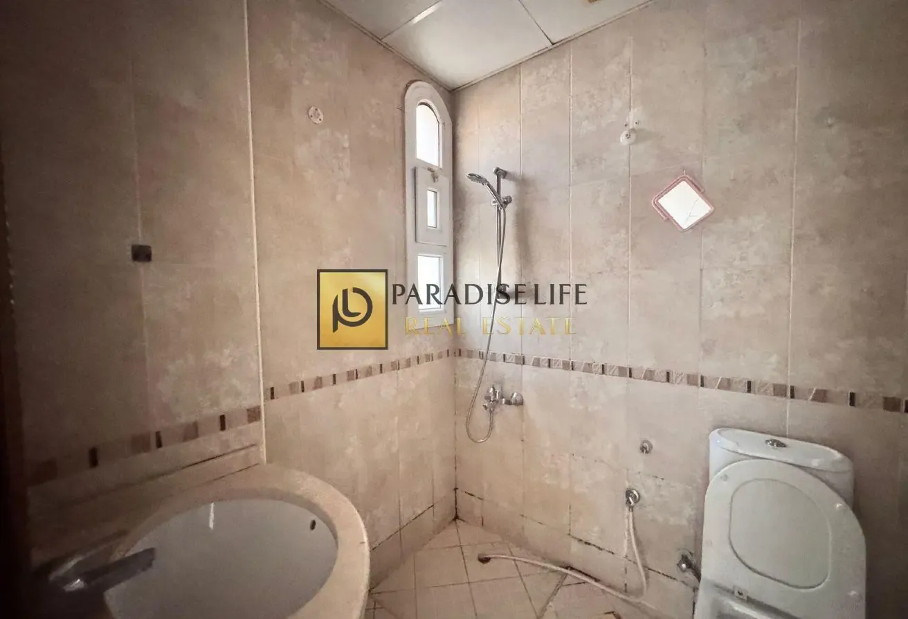 3Bedrooms All Attached Bathroom Shered Pool