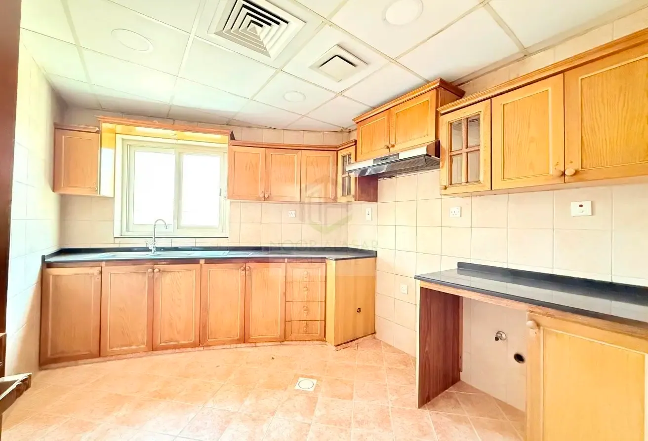 Spacious Arabic Style 3 Bed Villa | Backyard