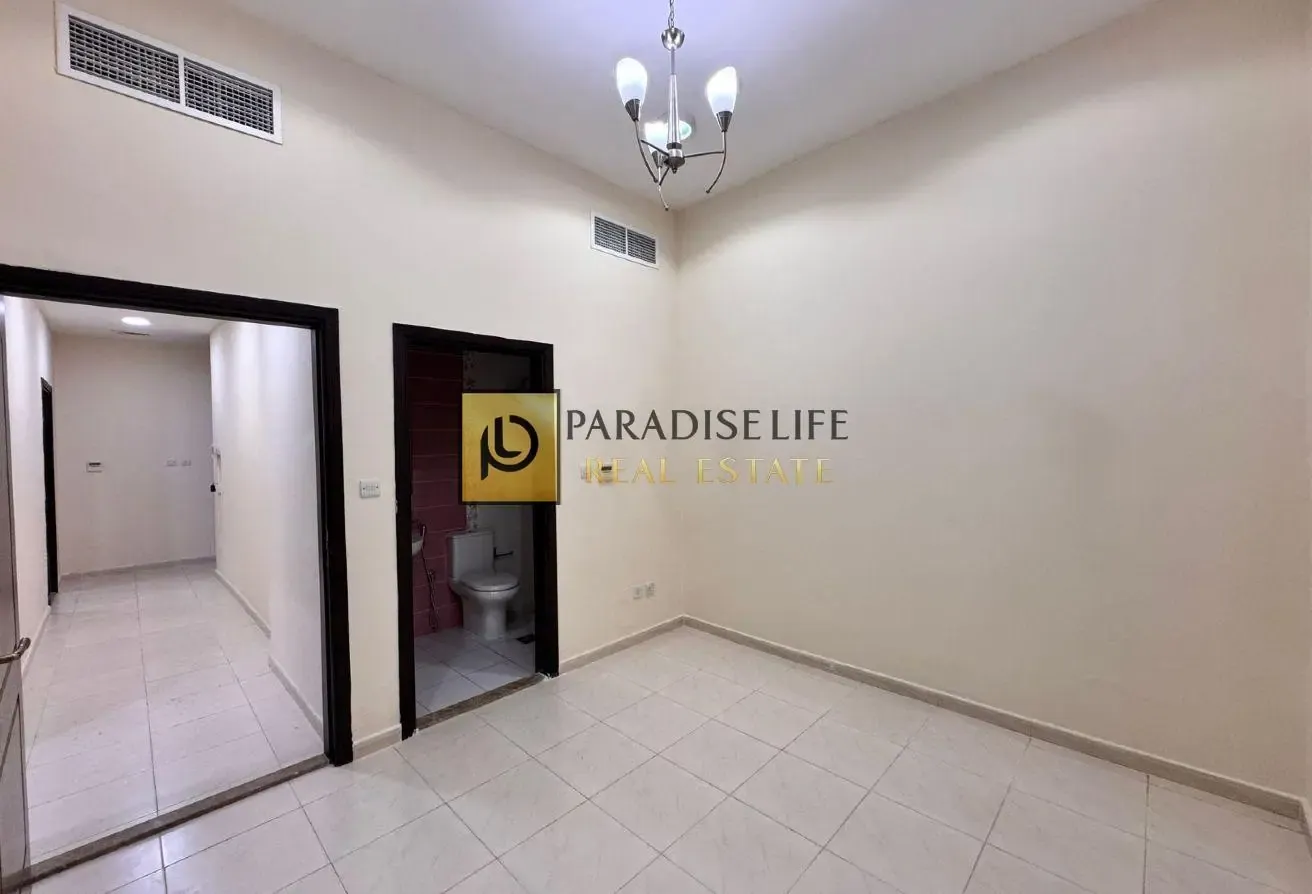 3Master Bedroom villa available for Rent in Mirdif