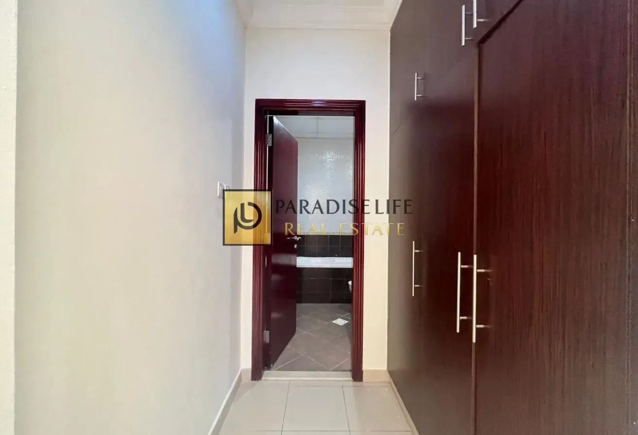 3BHk VILLA IN MIRDIFF | PRIVATE POOL