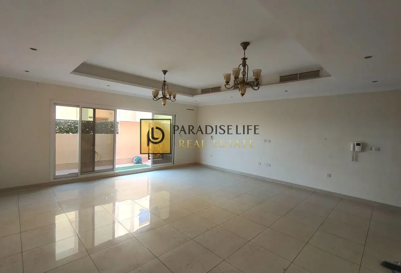 3master bedroom maids pvt entrance rent140k