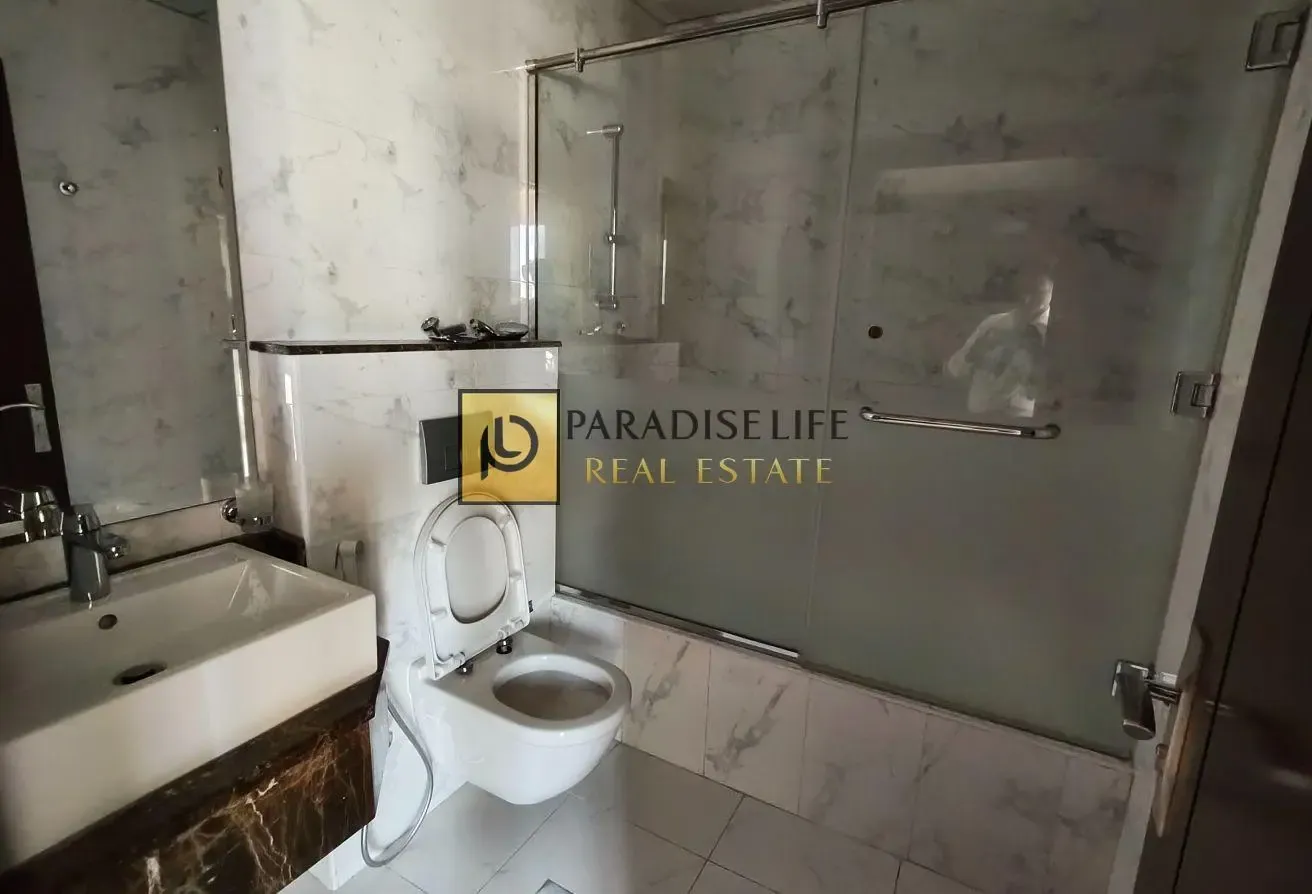 3master bedroom maids pvt entrance rent140k