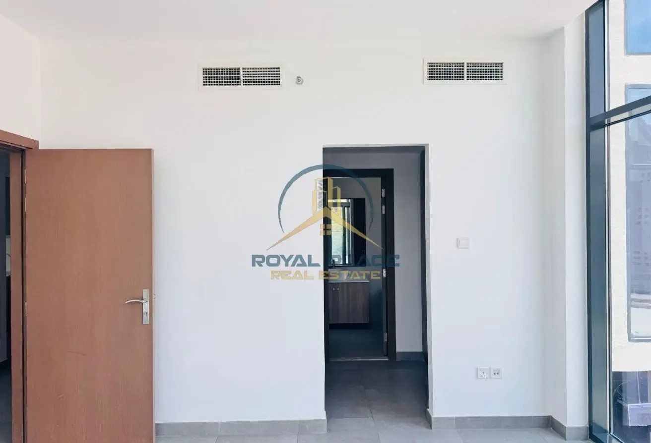 Stunning layout | Unfurnished | Ready to move