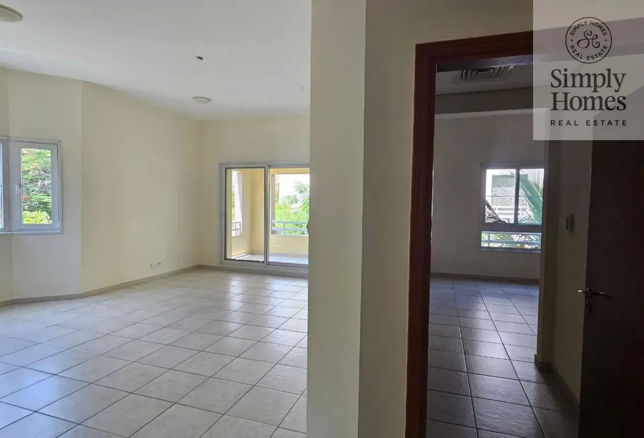 CORNER UNIT / WELL MAINTAINED / SPACIOUS