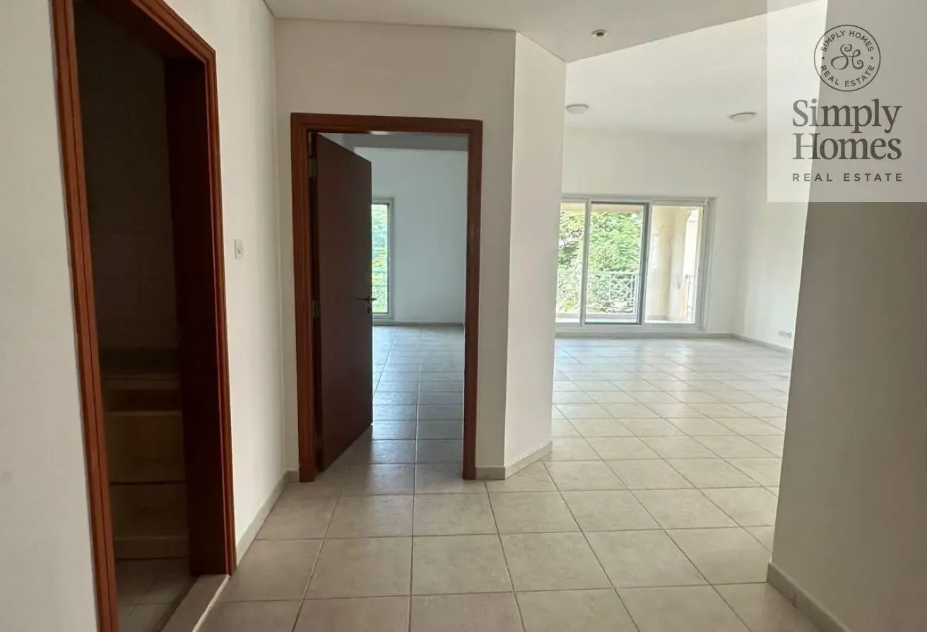 Spacious 1 BR / Well Maintained / Vacant