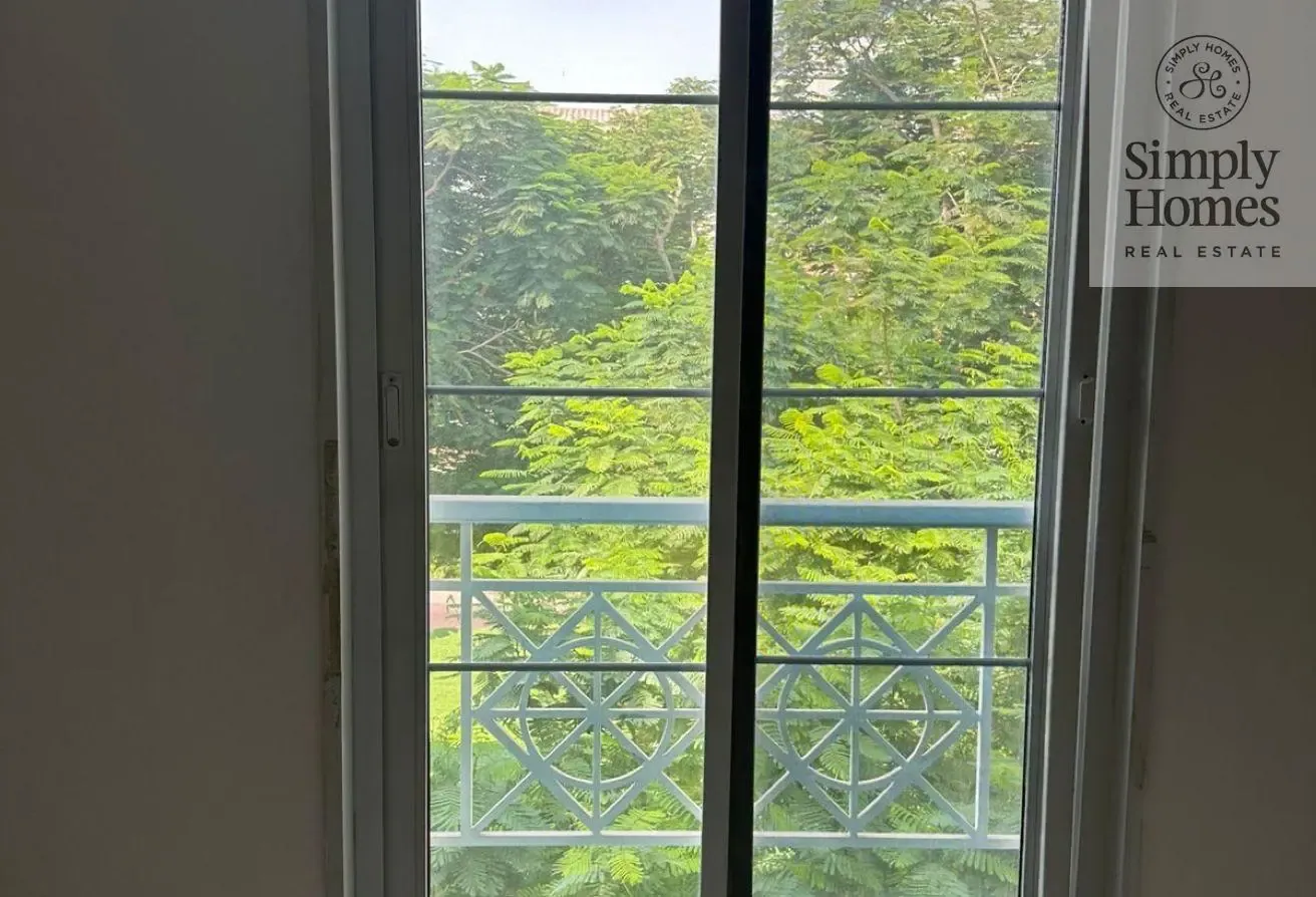 Spacious 1 BR / Well Maintained / Vacant