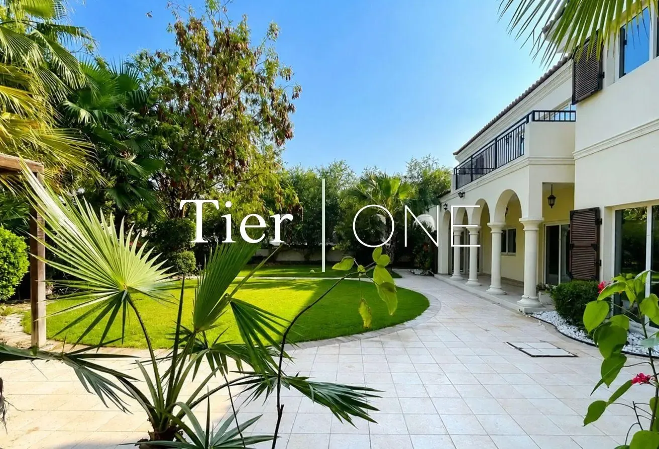FAMILY VILLA | LANDSCAPED| READY TO MOVE IN