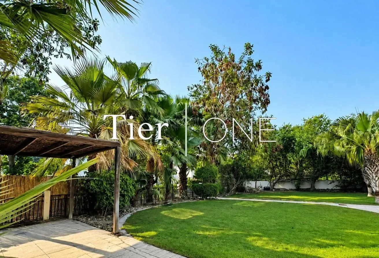 FAMILY VILLA | LANDSCAPED| READY TO MOVE IN