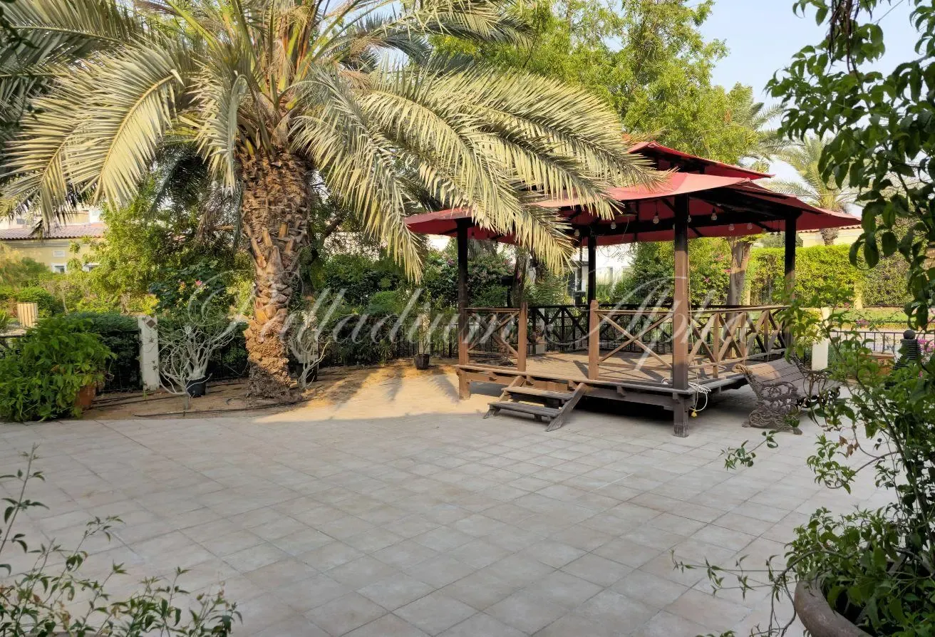 Exclusive | Vastu | Corner Plot Next to Pool