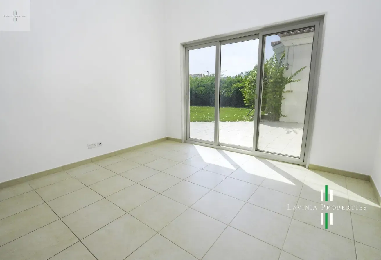 VACANT N OCTOBER |FAMILY BUNGALOW |WELL MAINTAINED