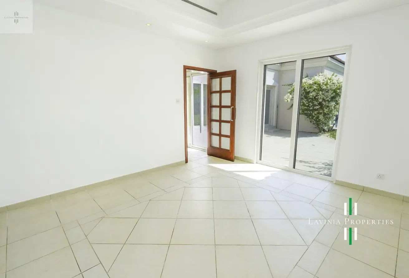 VACANT N OCTOBER |FAMILY BUNGALOW |WELL MAINTAINED