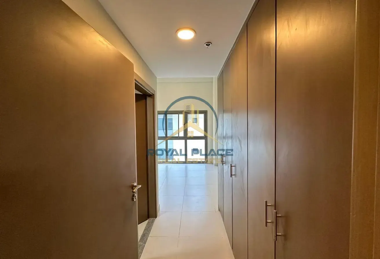 Stunning layout | Prime Location | Ready to move
