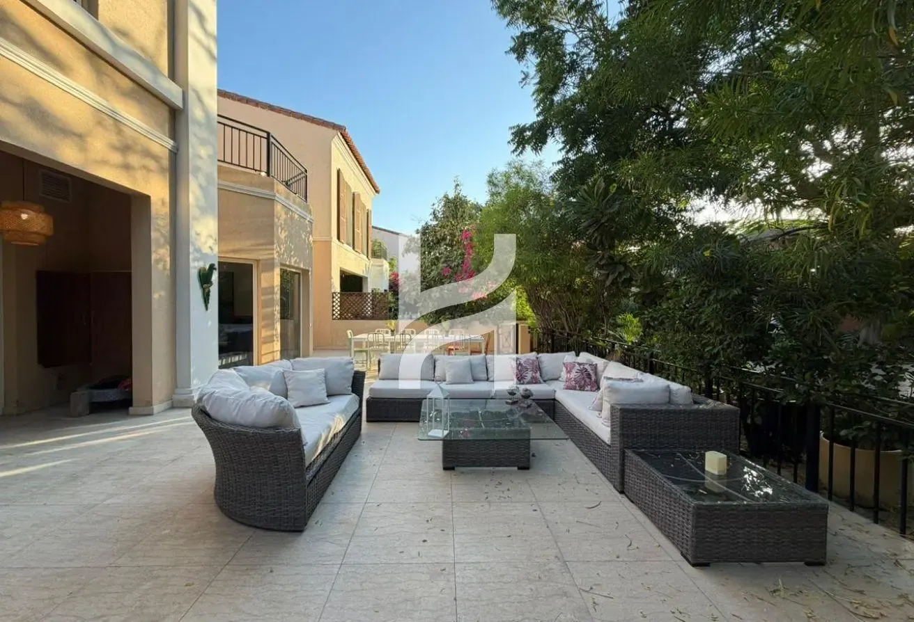 4 Bedrooms | Pool View | Highly Upgraded