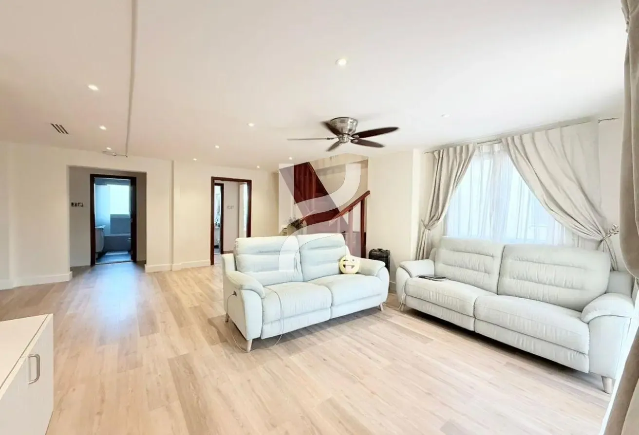 4 Bedrooms | Pool View | Highly Upgraded