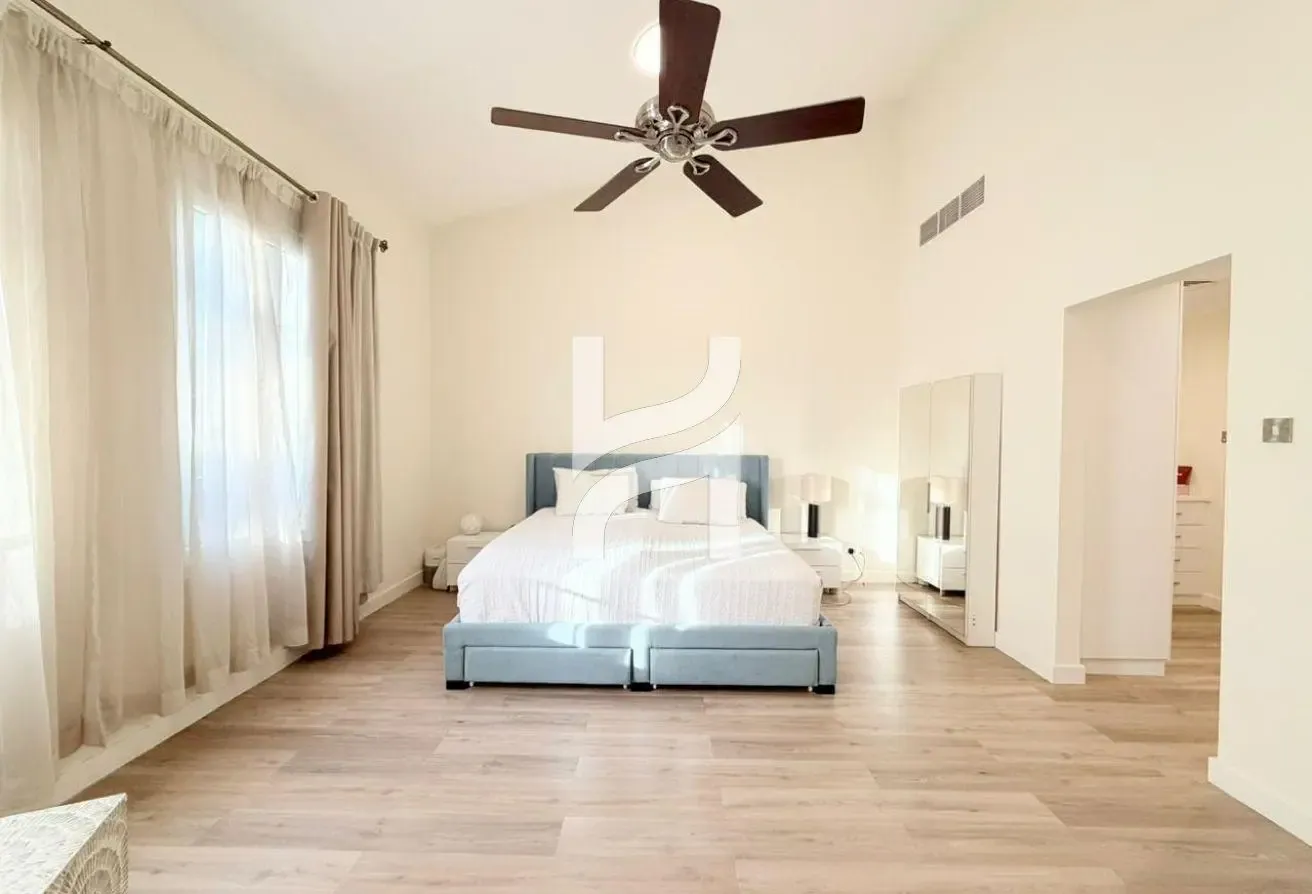 4 Bedrooms | Pool View | Highly Upgraded