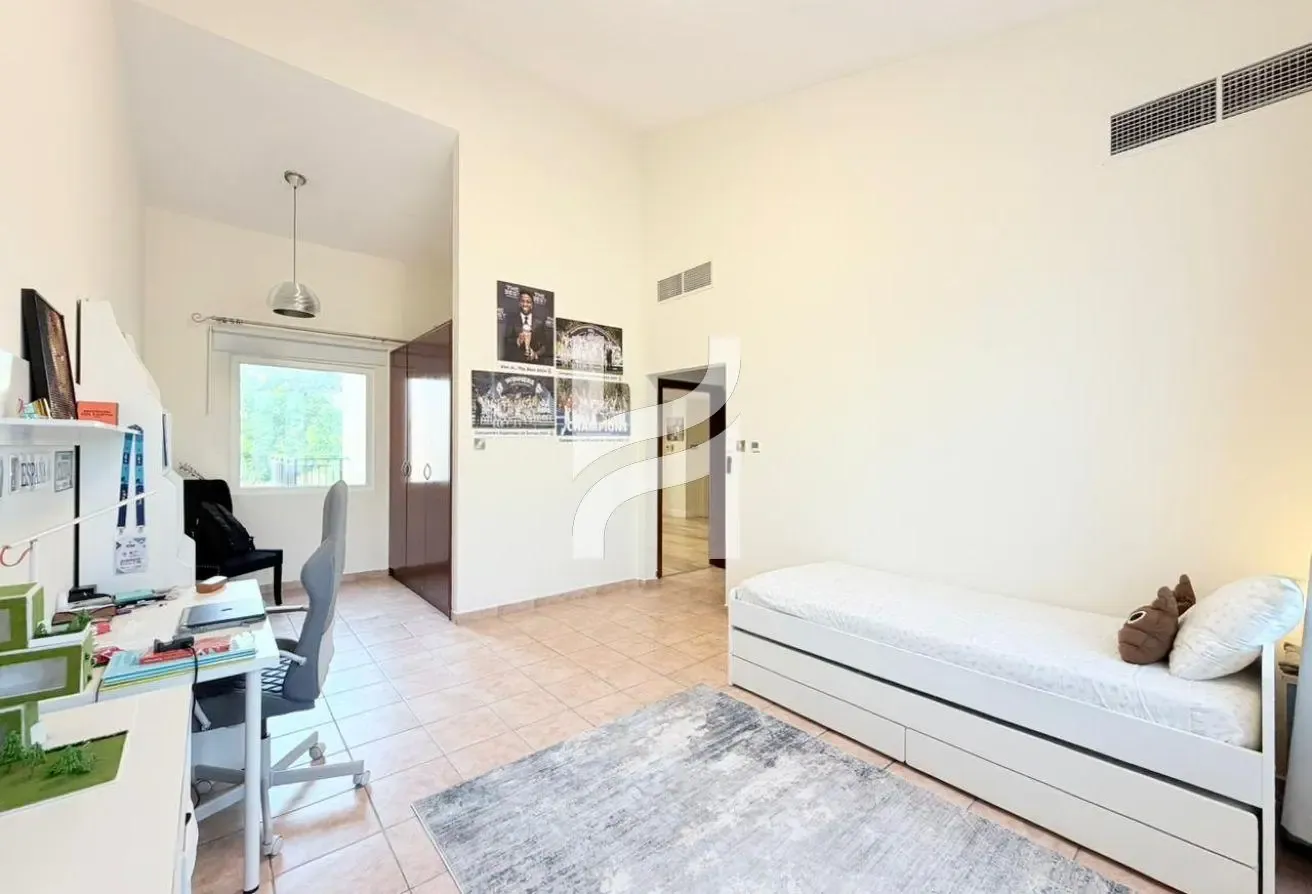 4 Bedrooms | Pool View | Highly Upgraded