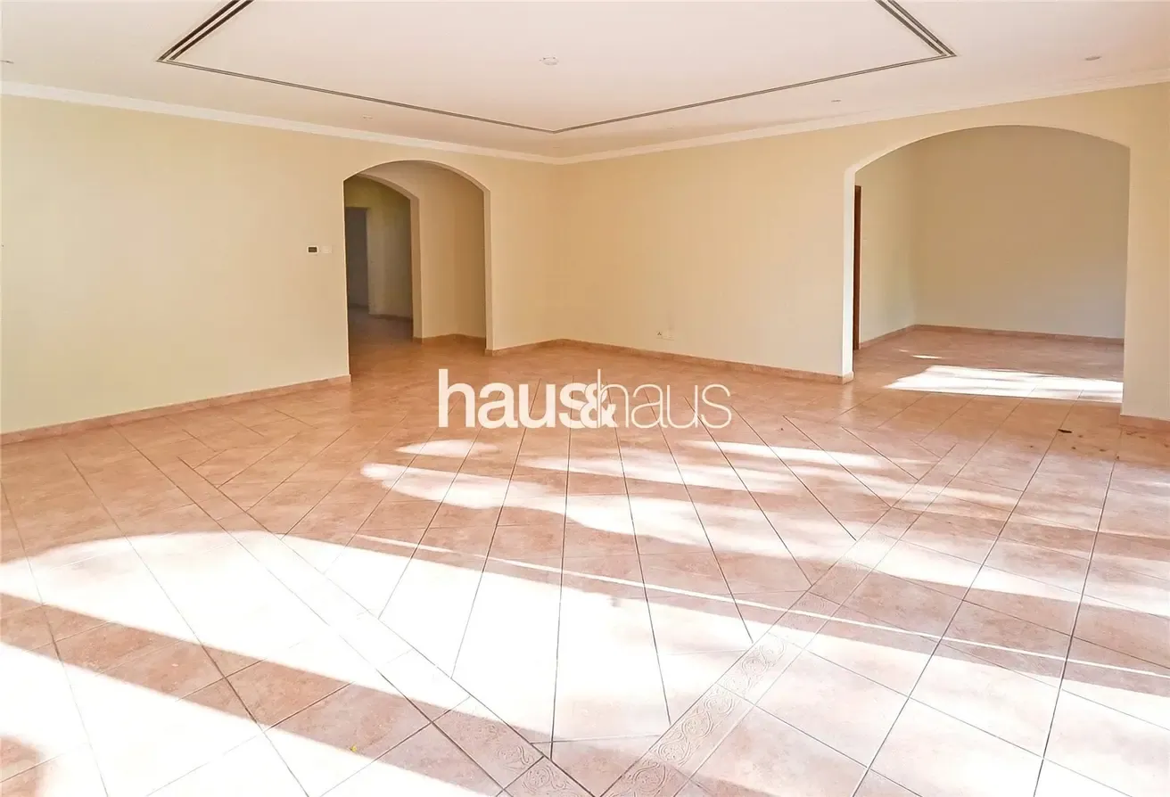 Standout Unit | Pool Facing | Well Maintained