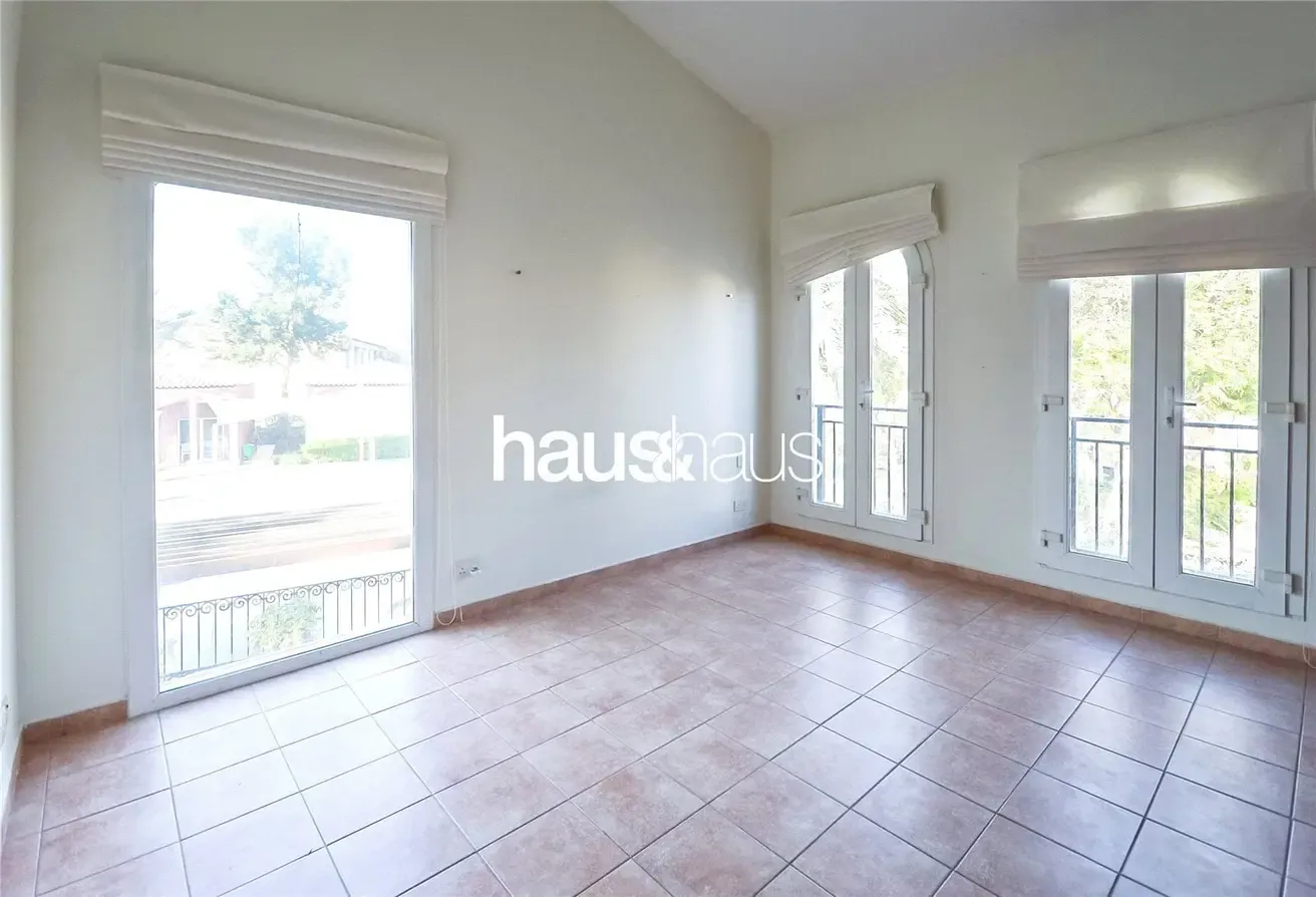 Standout Unit | Pool Facing | Well Maintained