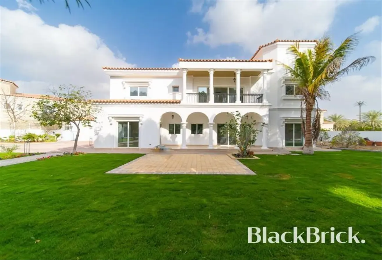 Luxury Villa | 6 Beds | Vacant