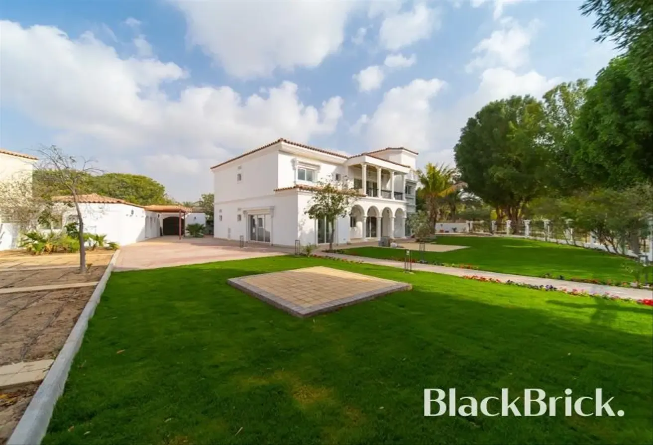 Luxury Villa | 6 Beds | Vacant