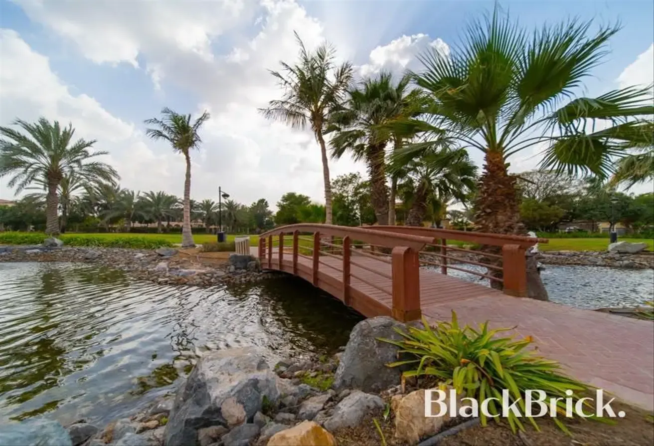 Luxury Villa | 6 Beds | Vacant