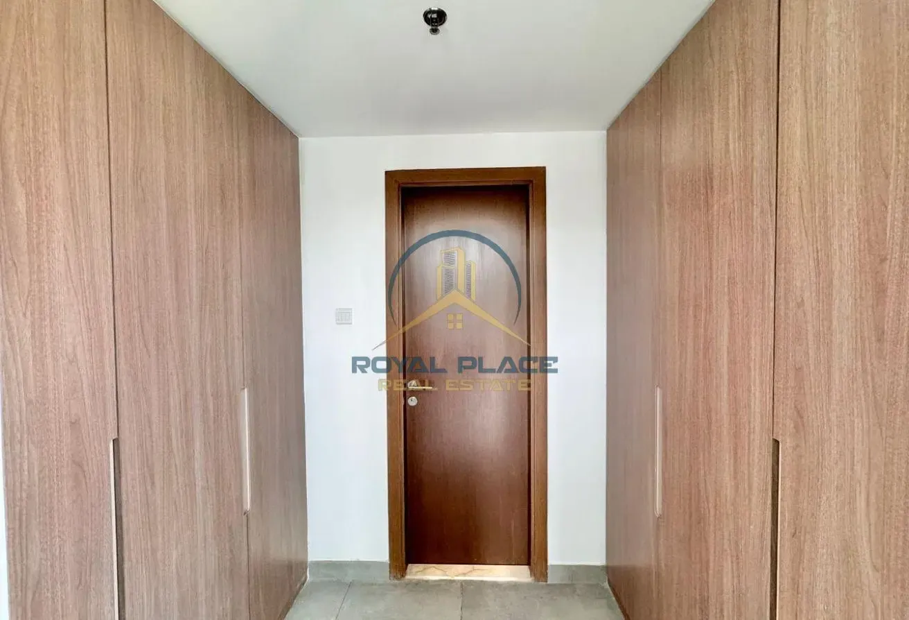 Spacious Modern | Unfurnished | Ready to move