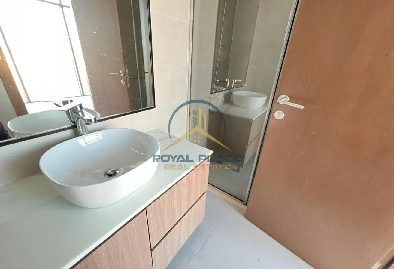 Spacious Modern | Unfurnished | Ready to move
