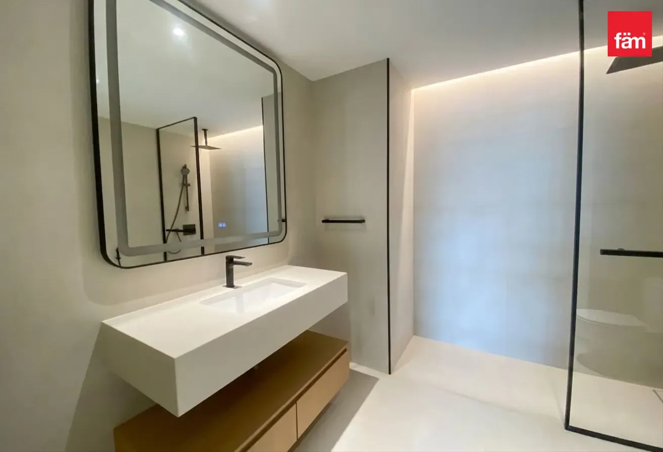 Modern Living | Renovated | Prime DIP Location