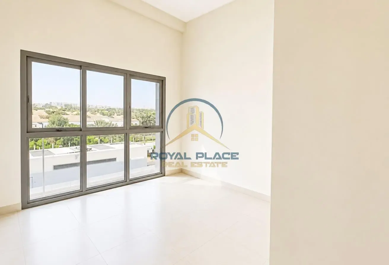Near Metro | Spacious | Near NMC | Family Building
