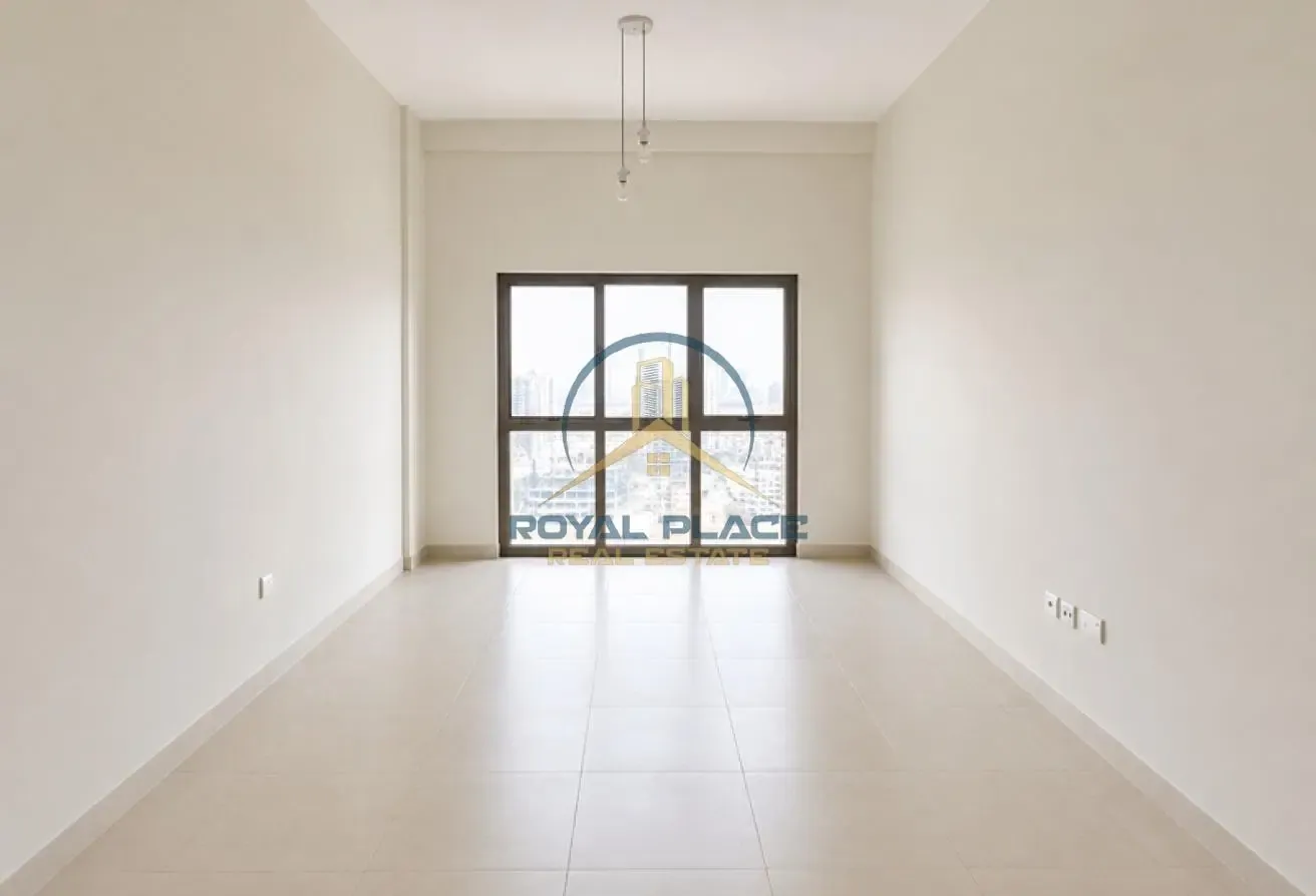 Modern Finishing | Next To Metro | Family Building