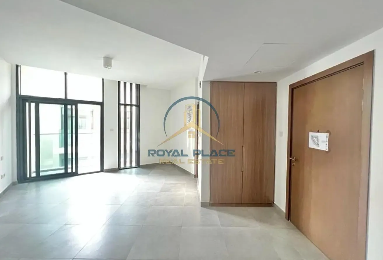 Modern Studio at an Affordable Price | Unfurnished