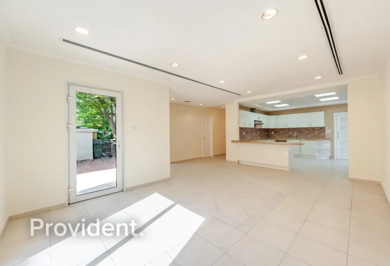 Exclusive 4BR Bungalow | Multiple Chqs | View Today