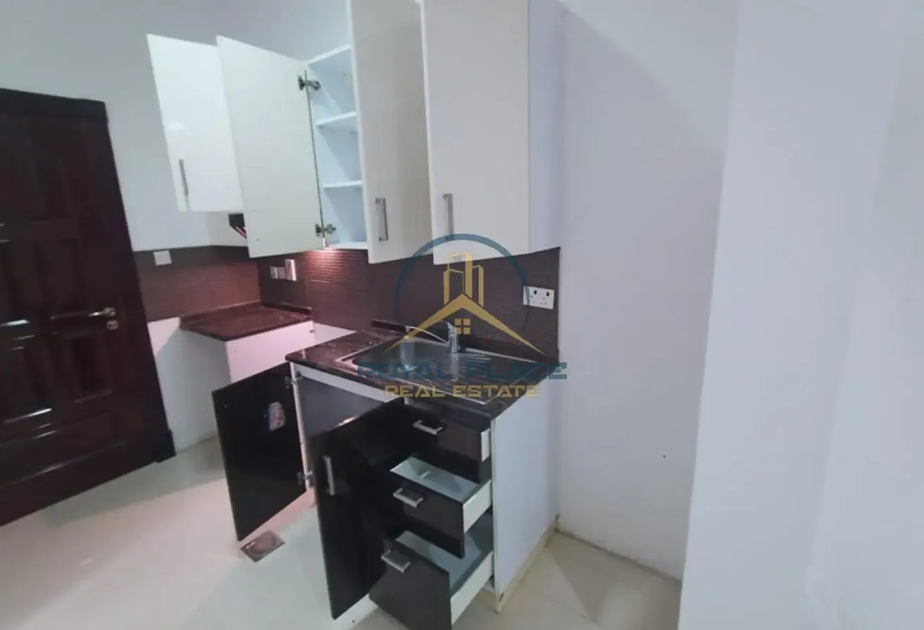 Spacious Layout | Pet Friendly | Family Building