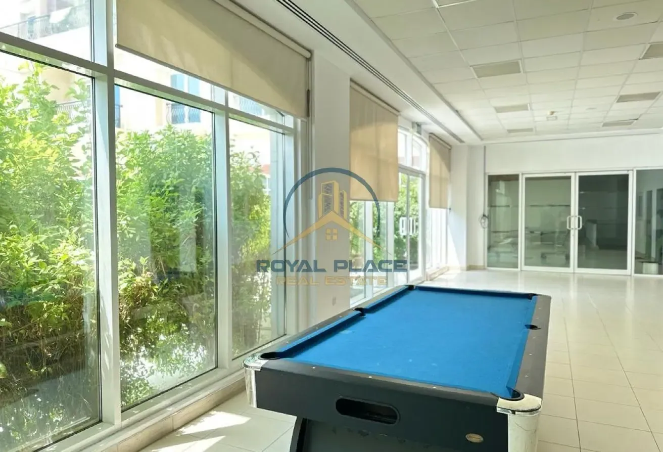 Spacious Layout | Pet Friendly | Family Building