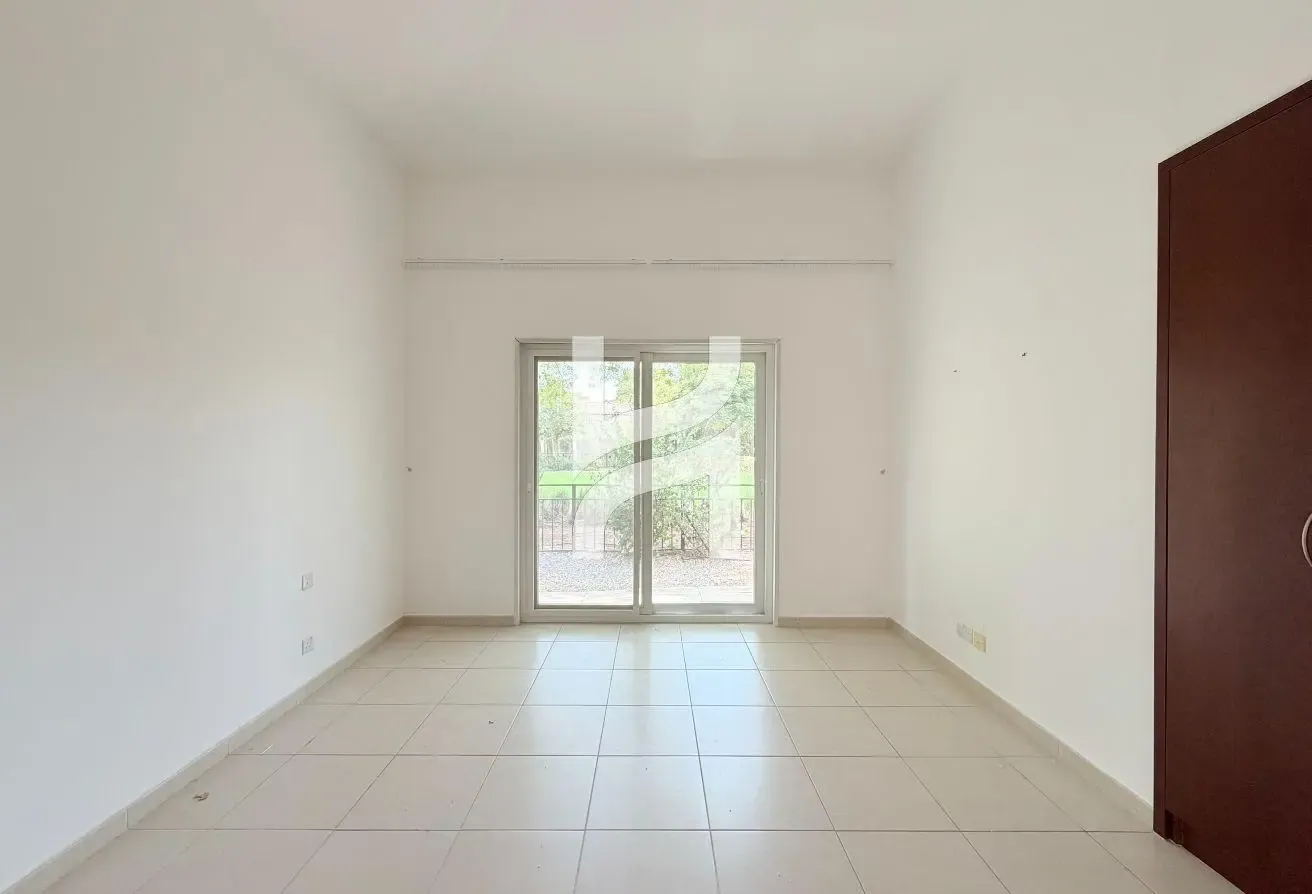 Vastu Compliant | Vacant Now | Very Big Plot