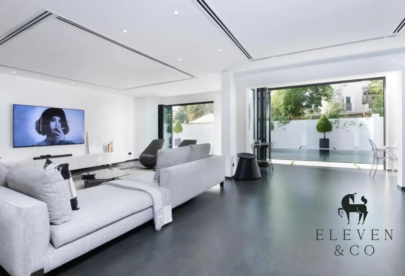 5BR Luxury Villa | Fully Furnished | Resort Pool