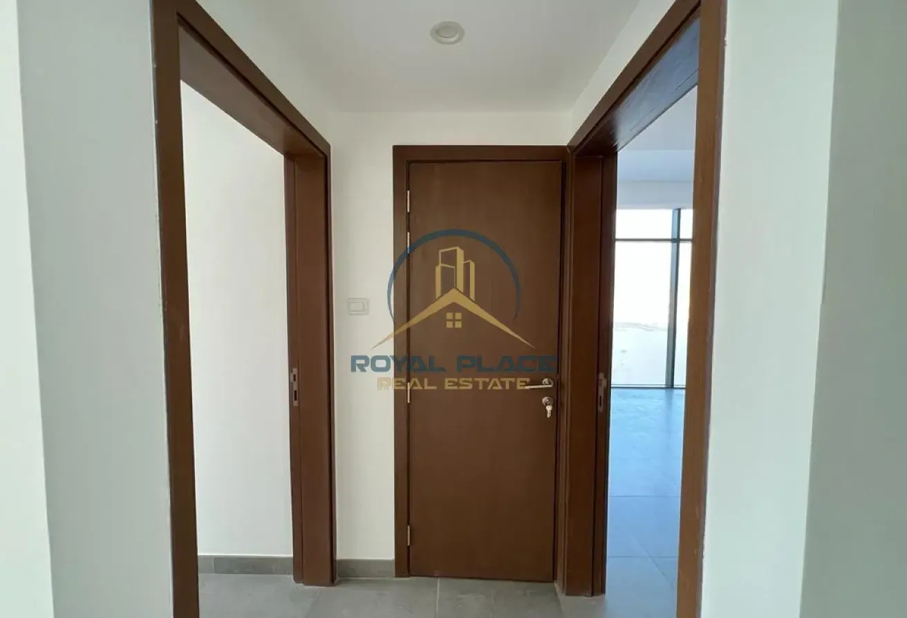 Light and Bright | Unfurnished | Ready to move